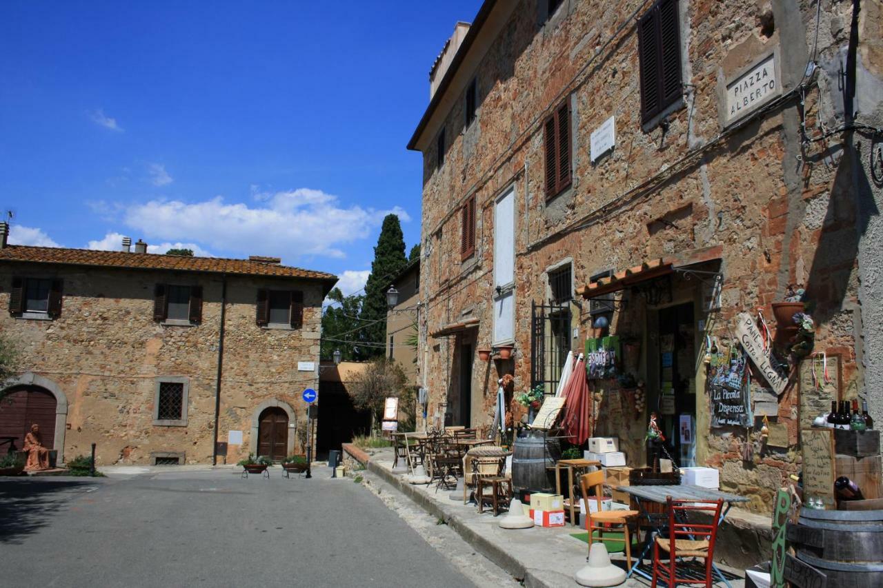 Hotel Strada Giulia 16 Bolgheri Exterior foto